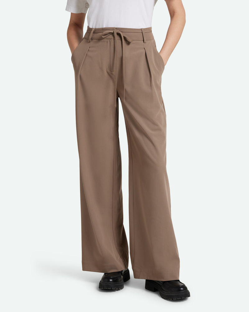 moves Andriana 3871 Dressed Pants 1112 Walnut